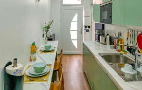 Stunning Home In Taverny With Wifi